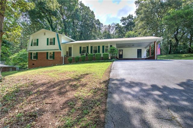 107 Garden Hill Drive, Calhoun, GA 30701