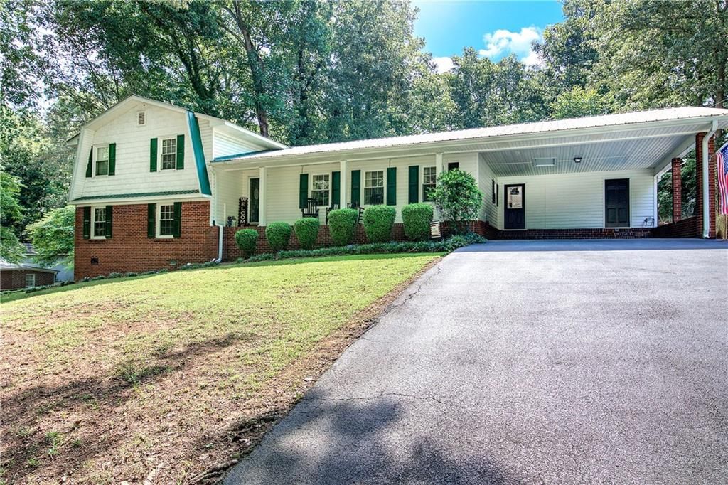 107 Garden Hill Drive, Calhoun, GA 30701