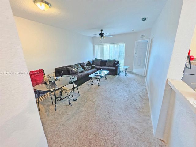 1169 Golden Lakes Blvd 1123, West Palm Beach, FL 33411