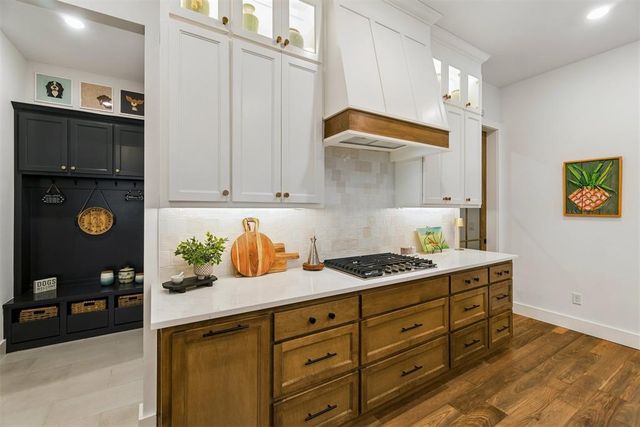 16217 Blackberry Farm Road, Edmond, OK 73013