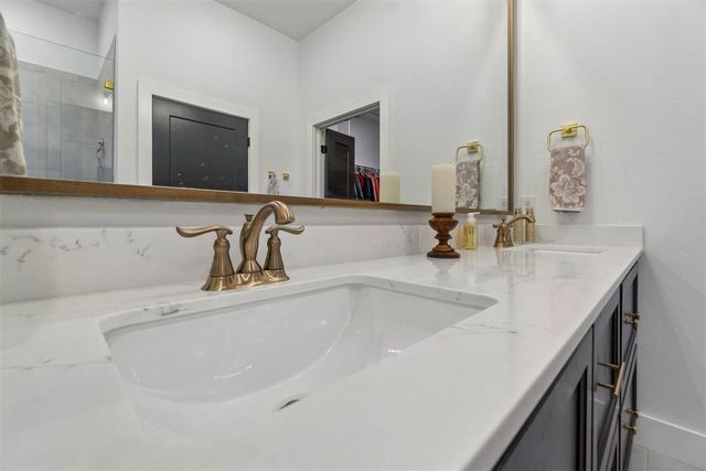 16217 Blackberry Farm Road, Edmond, OK 73013