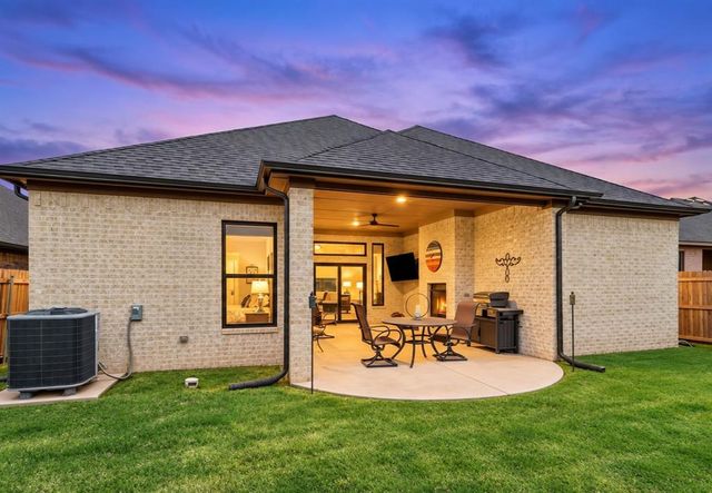 16217 Blackberry Farm Road, Edmond, OK 73013