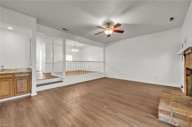 245 Mannings LN, Virginia Beach, VA 23462