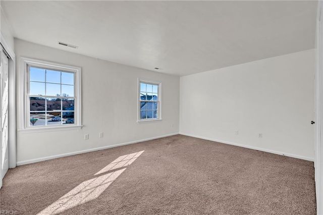 245 Mannings LN, Virginia Beach, VA 23462