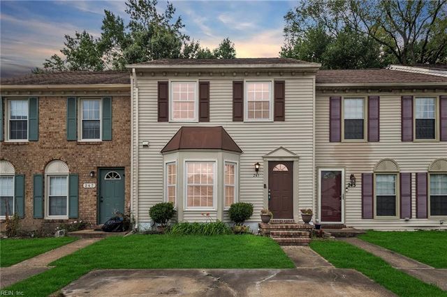 245 Mannings LN, Virginia Beach, VA 23462