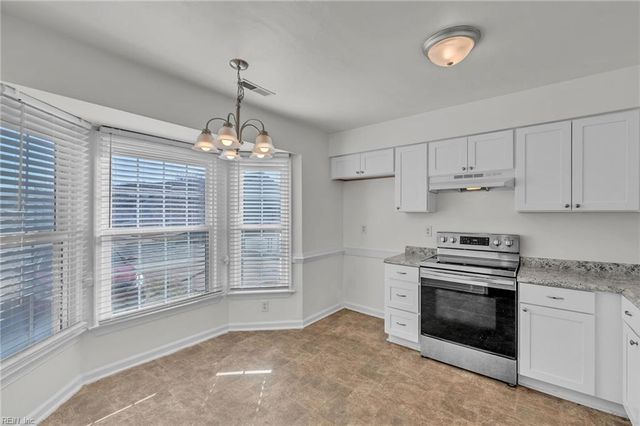 245 Mannings LN, Virginia Beach, VA 23462