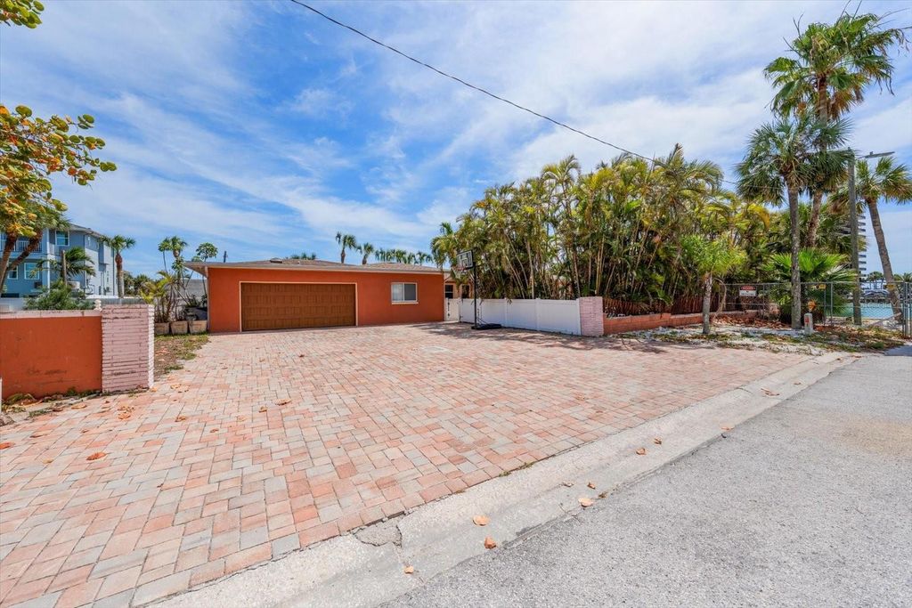 630-650 79TH AVENUE, St Pete Beach, FL 33706