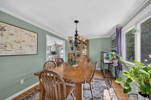 6 Topaz Ln, Dartmouth, MA 02747