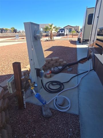 2345 Alamogordo Lane, Bullhead City, AZ 86442