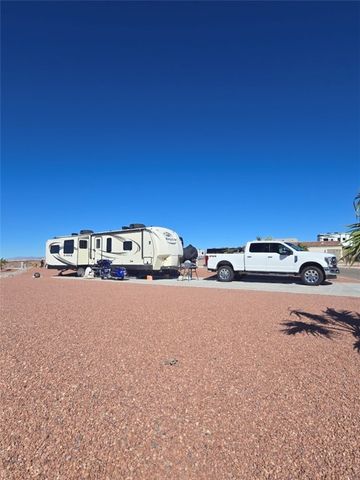 2345 Alamogordo Lane, Bullhead City, AZ 86442