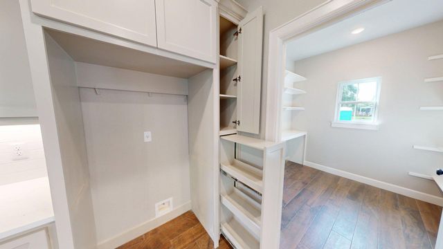 58 Lantana Court, Lake Jackson, TX 77566