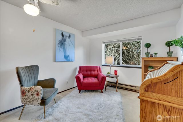 2025 NW Mulholland Boulevard, Poulsbo, WA 98370