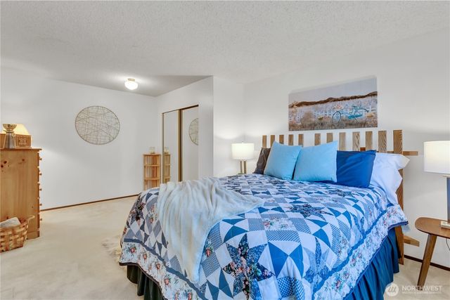 2025 NW Mulholland Boulevard, Poulsbo, WA 98370