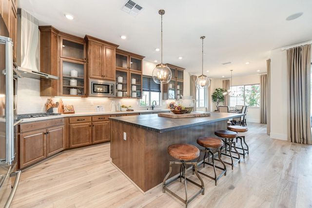 2025 Arbor Ridge Dr, Roseville, CA 95747