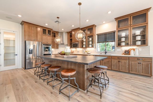 2025 Arbor Ridge Dr, Roseville, CA 95747