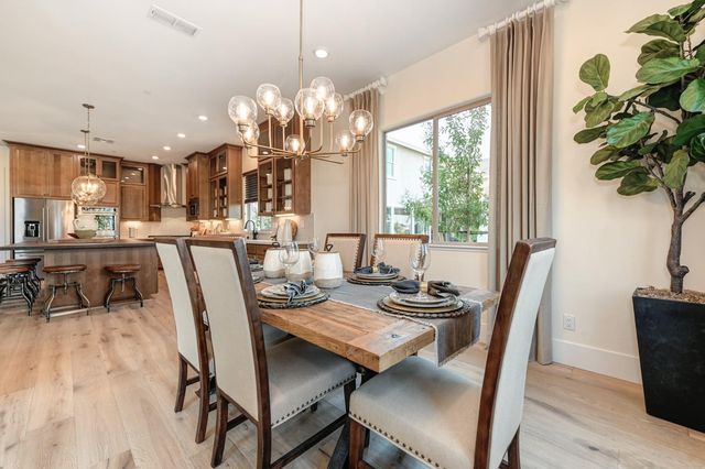 2025 Arbor Ridge Dr, Roseville, CA 95747