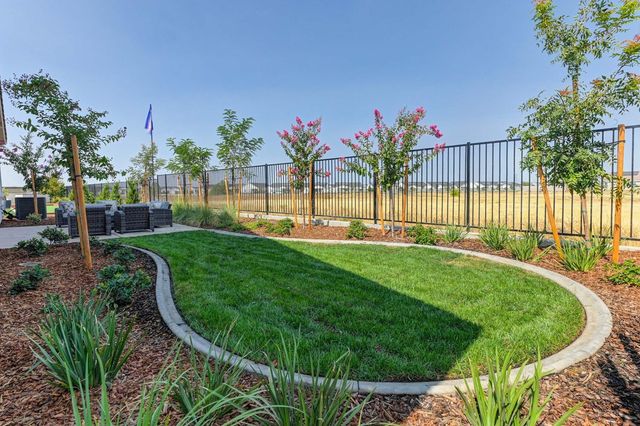 2025 Arbor Ridge Dr, Roseville, CA 95747