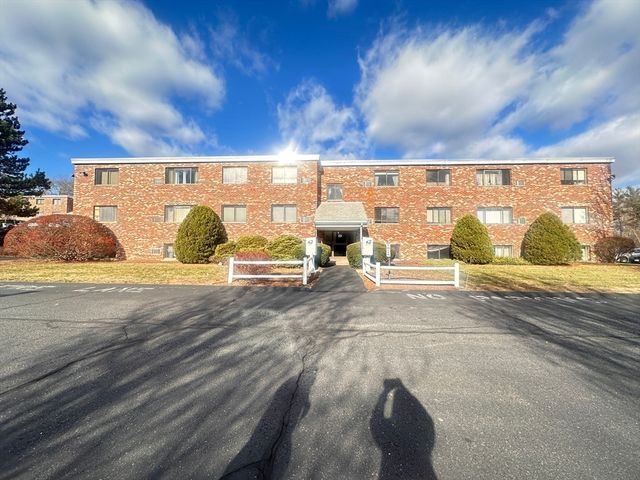 67 Milliken APT 21B, Franklin, MA 02038