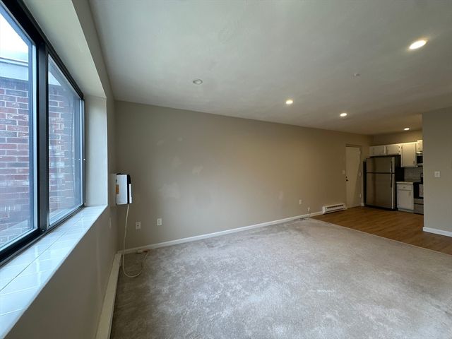 67 Milliken APT 21B, Franklin, MA 02038