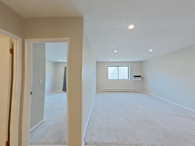 67 Milliken APT 21B, Franklin, MA 02038