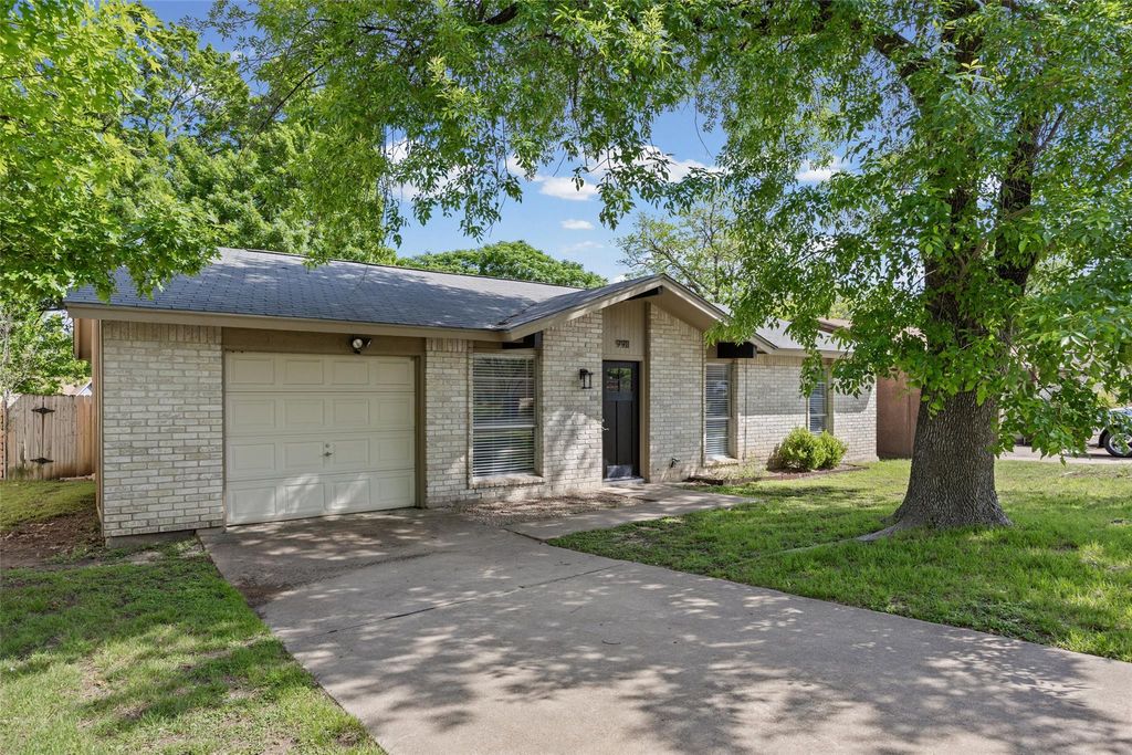 9911 Dorset DR, Austin, TX 78753