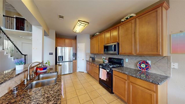 5848 Somerton Drive, Grand Prairie, TX 75052