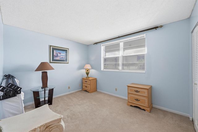 2991 NW 46th Avenue 303, Lauderdale Lakes, FL 33313