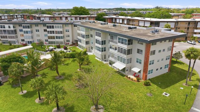 2991 NW 46th Avenue 303, Lauderdale Lakes, FL 33313