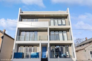 718-720 W 17th Street 1W, Chicago, IL 60616