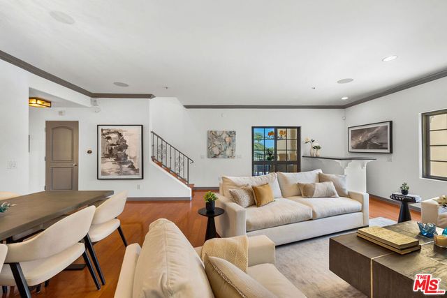 851 N San Vicente Boulevard 304, West Hollywood, CA 90069