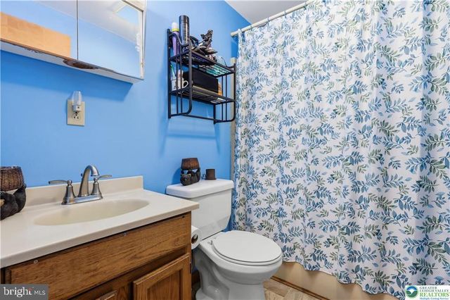 8 RUNNING BEAR LN, Albrightsville, PA 18210