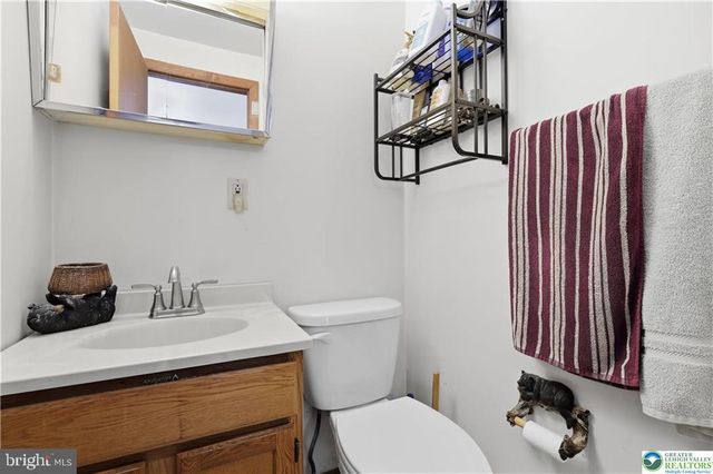 8 RUNNING BEAR LN, Albrightsville, PA 18210