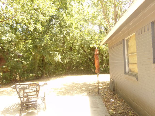 238 Glencairn Drive, Dallas, TX 75232