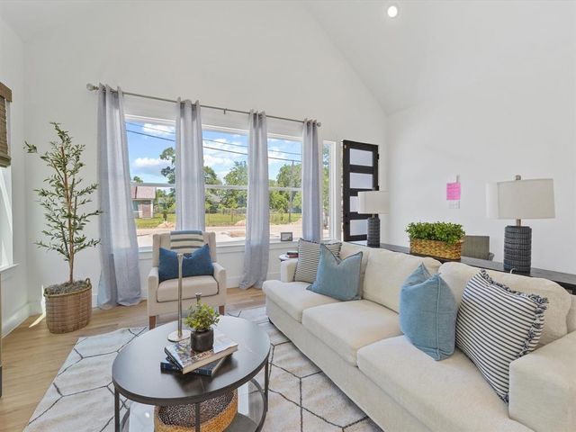 2406 Mann Street D, Houston, TX 77093