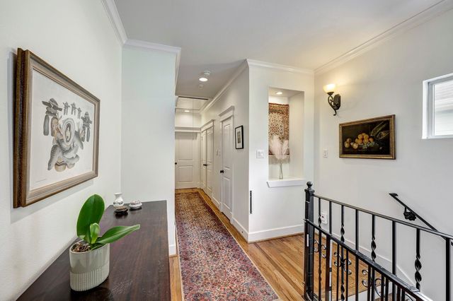 125 E 22nd Street, Houston, TX 77008