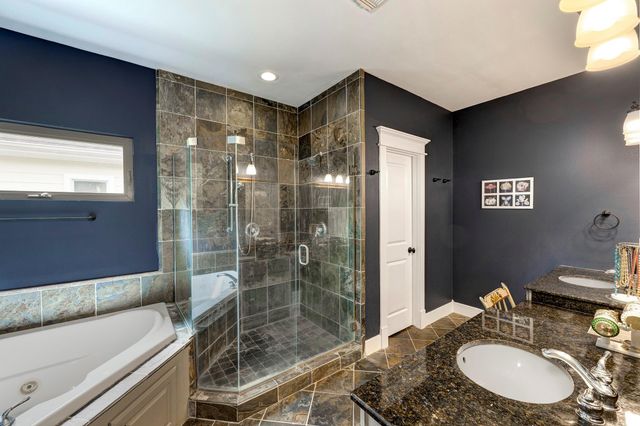 125 E 22nd Street, Houston, TX 77008