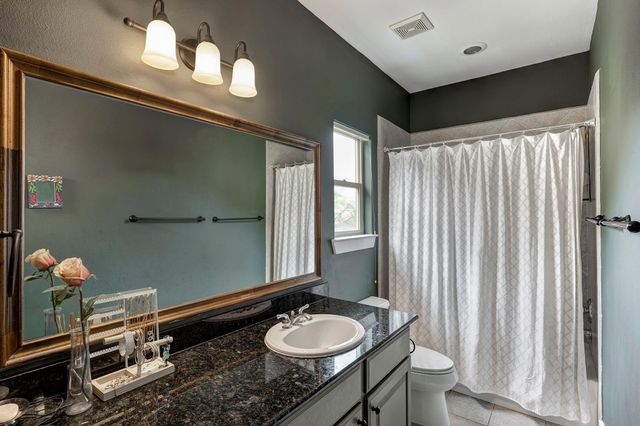 125 E 22nd Street, Houston, TX 77008