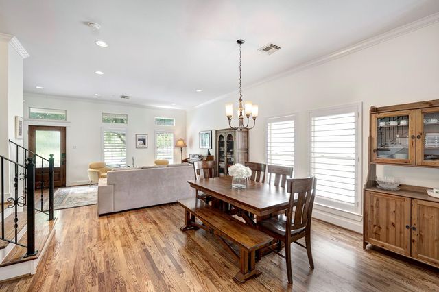 125 E 22nd Street, Houston, TX 77008