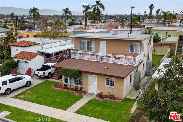 6822 S Van Ness, Los Angeles, CA 90047