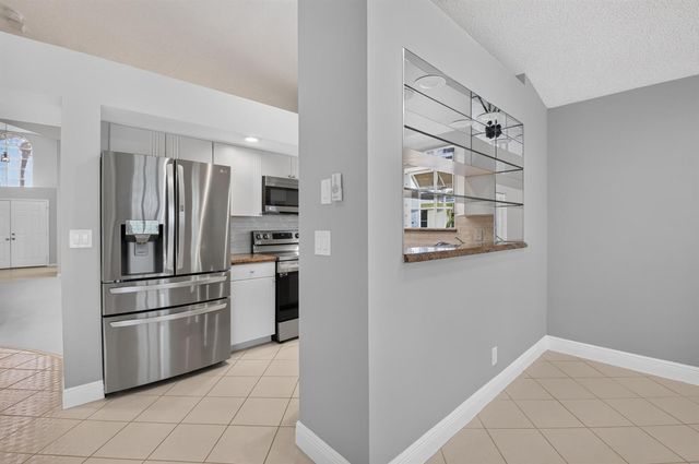 10911 Ladera Lane A, Boca Raton, FL 33498