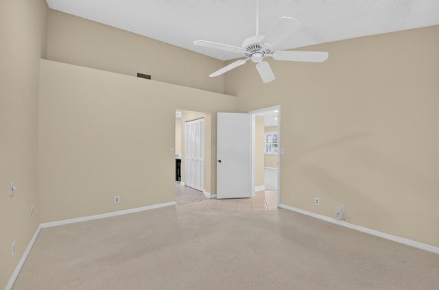 10911 Ladera Lane A, Boca Raton, FL 33498