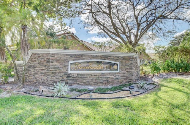 10911 Ladera Lane A, Boca Raton, FL 33498