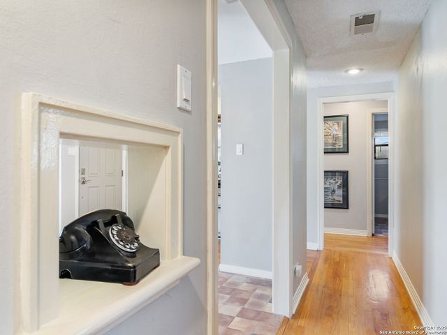 1939 E Lawndale Drive, San Antonio, TX 78209