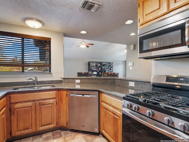 1939 E Lawndale Drive, San Antonio, TX 78209