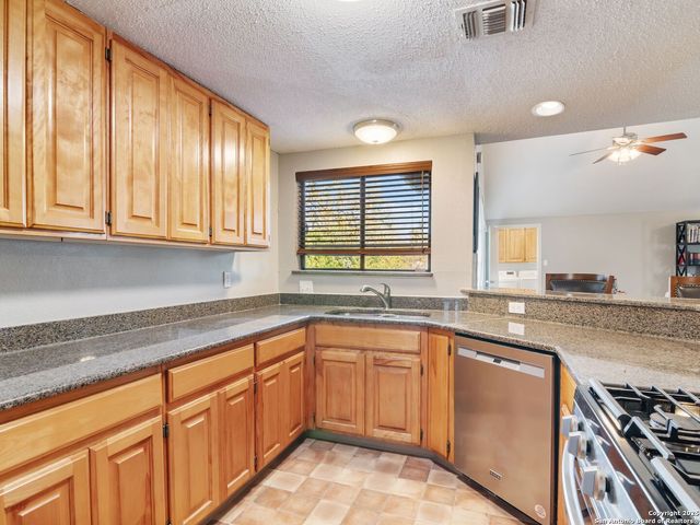 1939 E Lawndale Drive, San Antonio, TX 78209