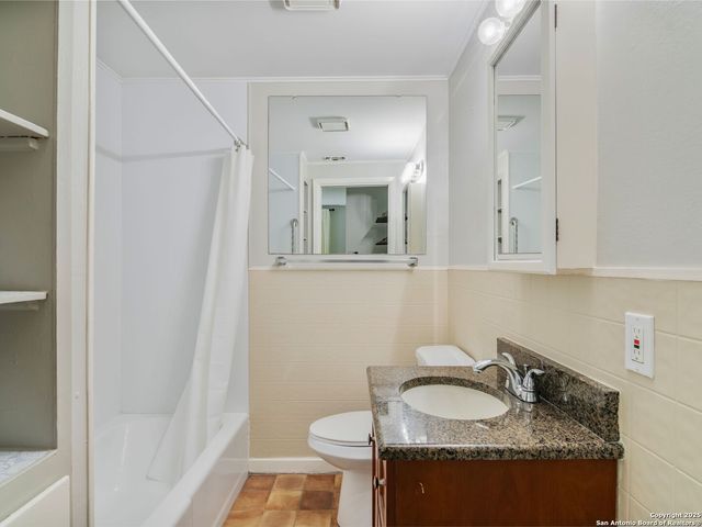 1939 E Lawndale Drive, San Antonio, TX 78209