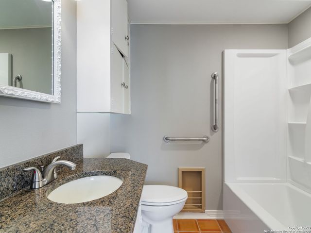 1939 E Lawndale Drive, San Antonio, TX 78209