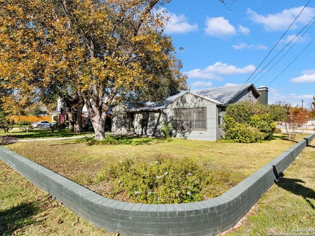 1939 E Lawndale Drive, San Antonio, TX 78209