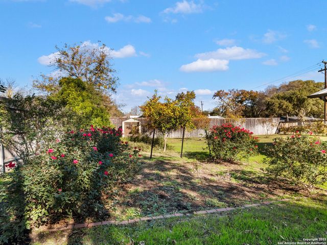 1939 E Lawndale Drive, San Antonio, TX 78209