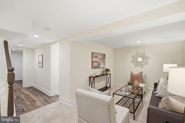 5002 7TH PL NW, Washington, DC 20011